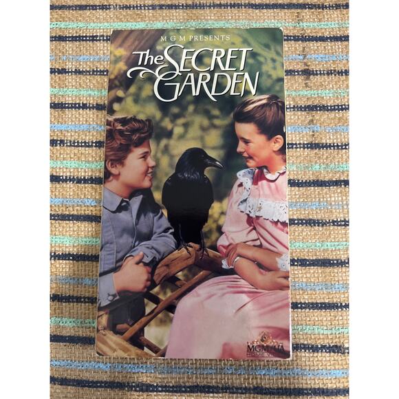 The Secret Garden VHS Movie Pre-Loved - Picture 1 of 3